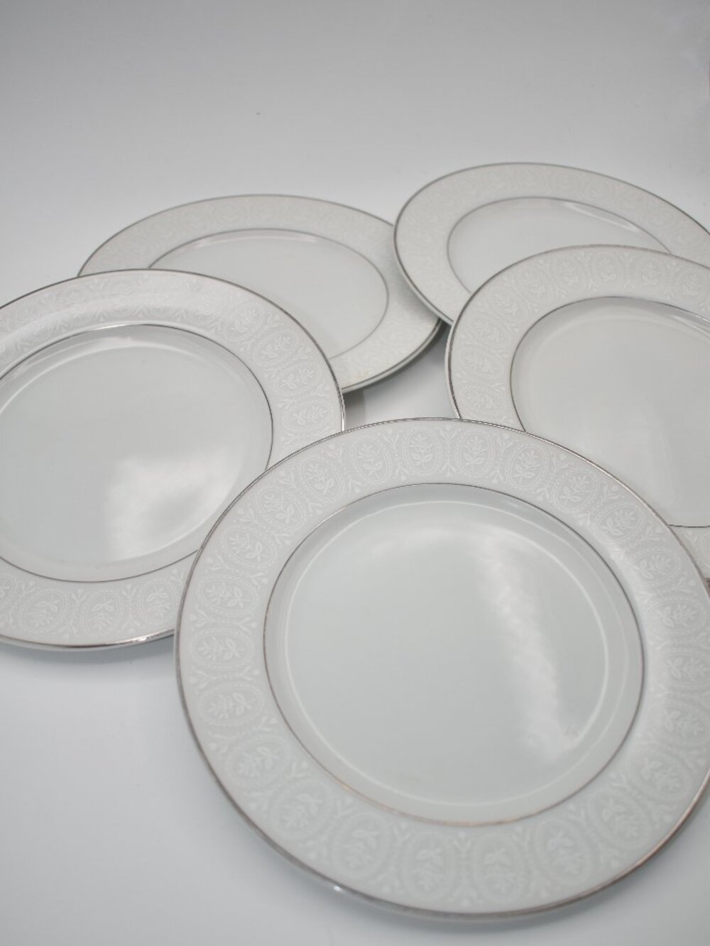 Vintage Stone China Japan 2467 White Embossed Platinum Rim Dinner Plates Set of